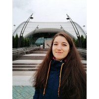 Алена Захарова