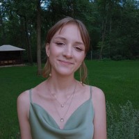 Анастасия Тростина