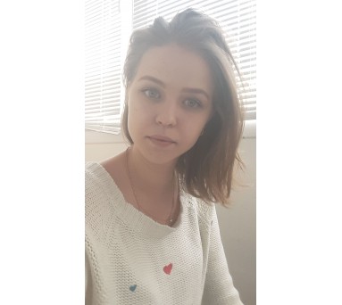Анна Суркова