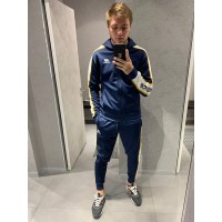 Артем Кустов