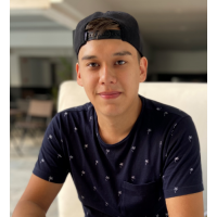 Азат Махмутов