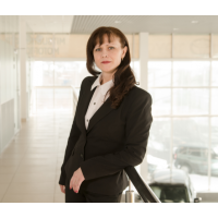 Елена Суркова