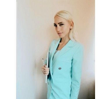 Елена Замятина