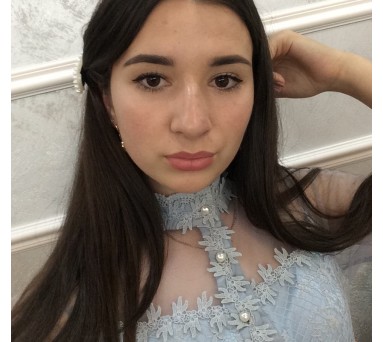 Лениза Исхакова