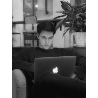 Леонид Путов