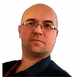 Олег Корнаухов