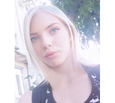 Оля Буркова