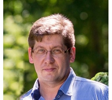 Роман Шапошников