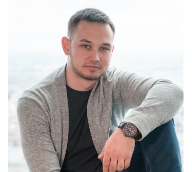 Виктор Остапенко