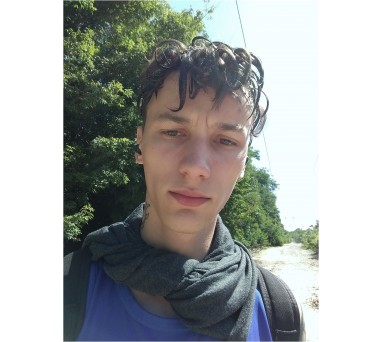 Виталий Иванов