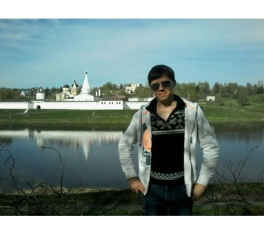 Владимир Полаев