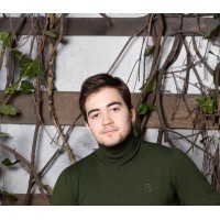 Владислав Маслов