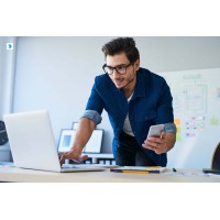 Владислав Николаев